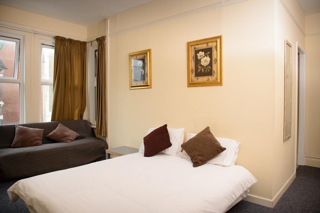 Polygon Villas Southampton Kamer foto